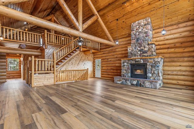 24760 HIDDEN VALLEY RD, Hermosa, SD 57744