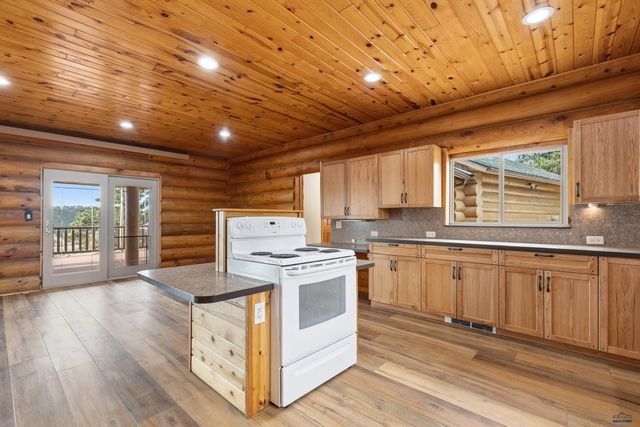 24760 HIDDEN VALLEY RD, Hermosa, SD 57744