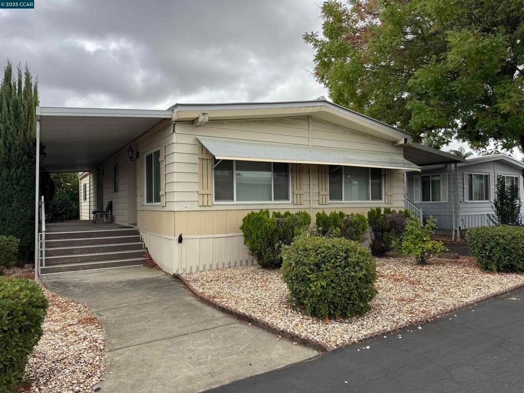 141 Maui Drive, Pittsburg, CA 94565
