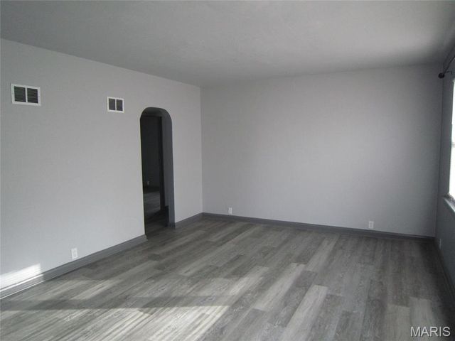 1709 Jay Street B, Belleville, IL 62226