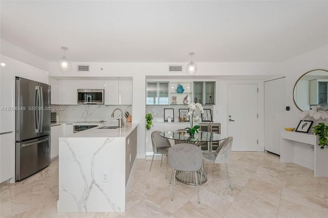 90 Alton Road 1109, Miami Beach, FL 33139