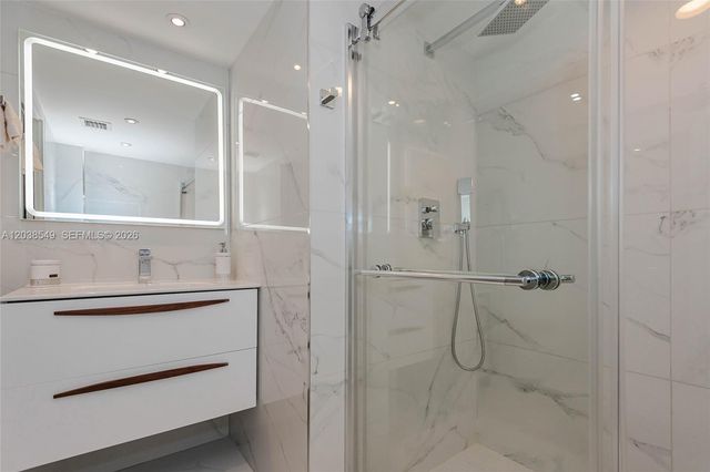 90 Alton Road 1109, Miami Beach, FL 33139