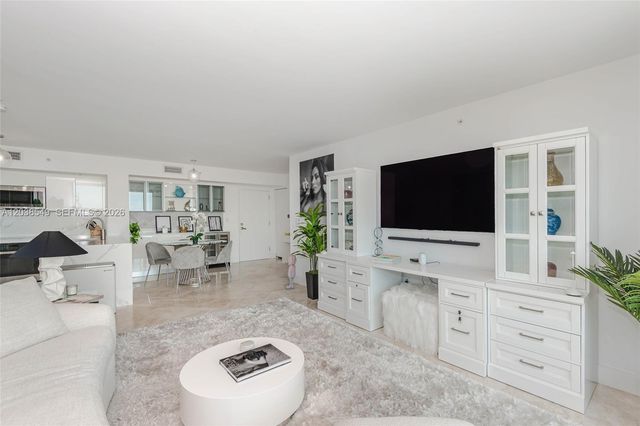 90 Alton Road 1109, Miami Beach, FL 33139