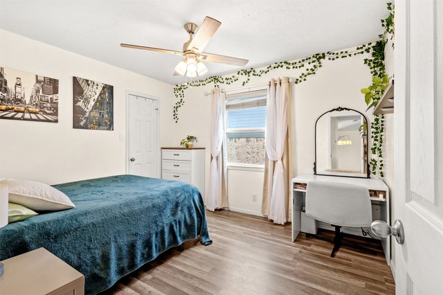 6808 Woodway Drive, Fort Worth, TX 76133