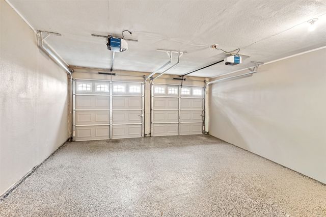 6808 Woodway Drive, Fort Worth, TX 76133