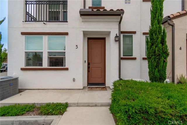 271 N Magnolia Avenue 5, Anaheim, CA 92801