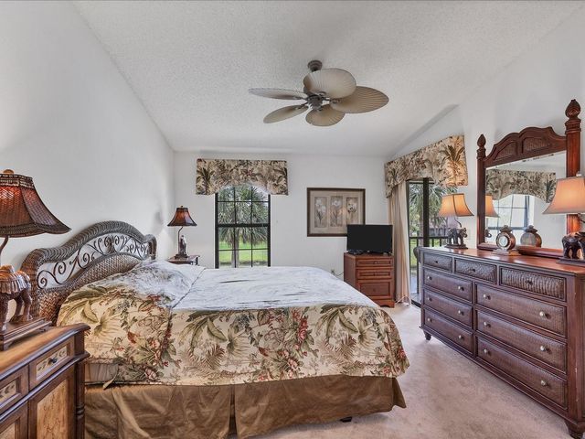 4440 WEYBRIDGE 4440, Sarasota, FL 34235