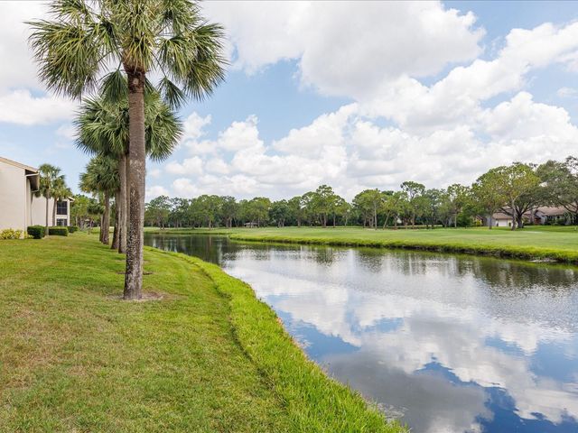 4440 WEYBRIDGE 4440, Sarasota, FL 34235