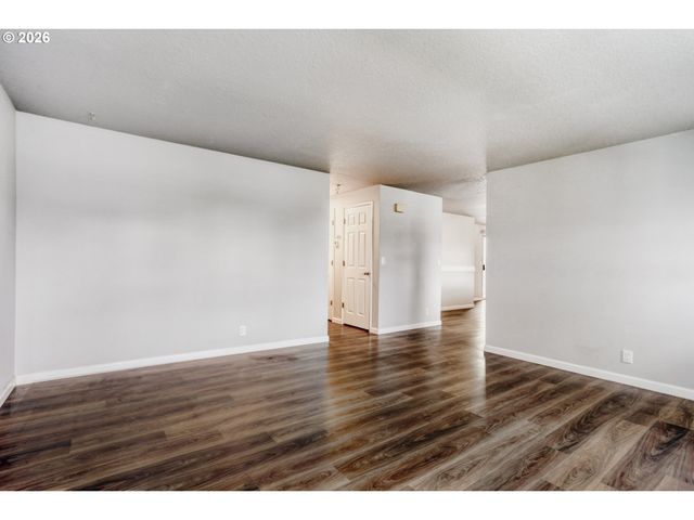 17337 Sw PACIFICA Ct, Beaverton, OR 97006