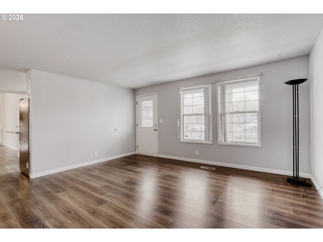 17337 Sw PACIFICA Ct, Beaverton, OR 97006