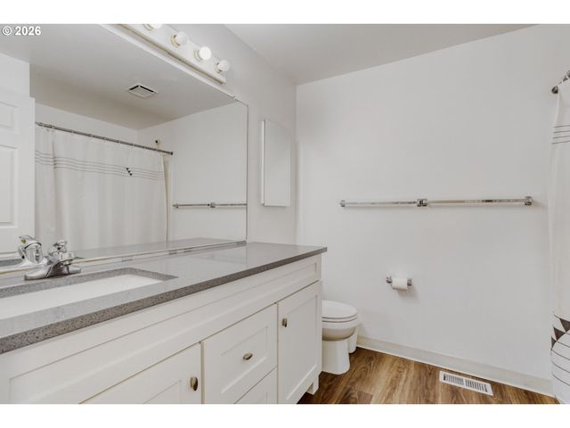 17337 Sw PACIFICA Ct, Beaverton, OR 97006