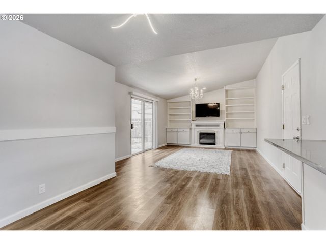 17337 Sw PACIFICA Ct, Beaverton, OR 97006