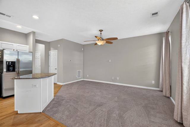 7277 Charlotte Pike Unit 214, Nashville, TN 37209