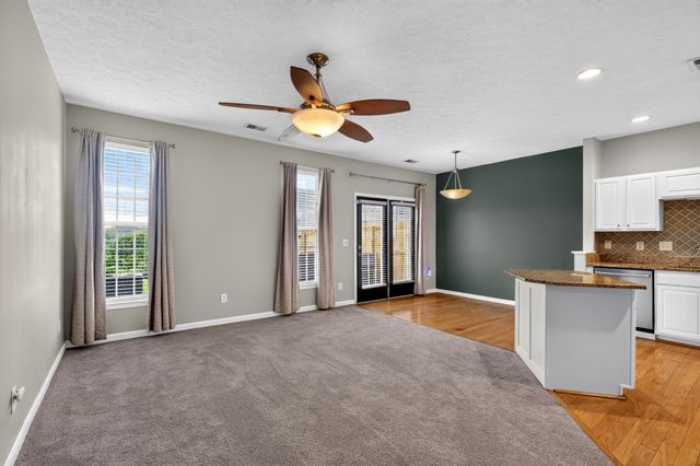 7277 Charlotte Pike Unit 214, Nashville, TN 37209