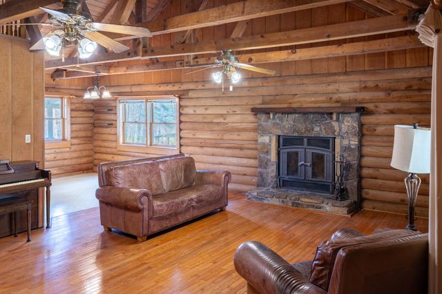 4818 Howardsville Road, Apison, TN 37302