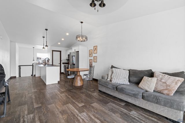 5349 COAL BANK DR, Rapid City, SD 57701