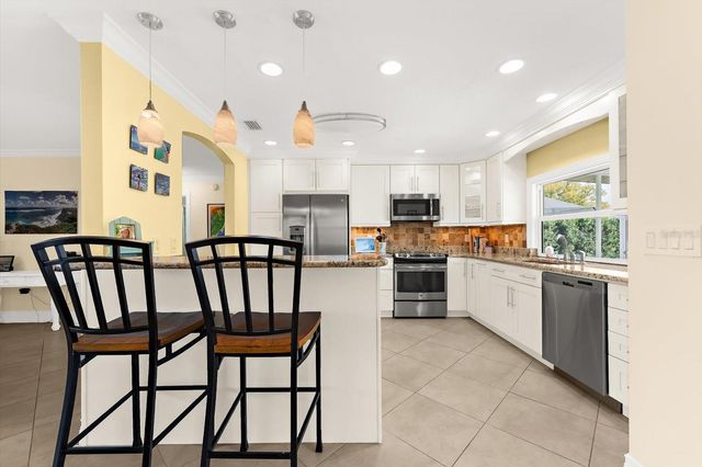 5723 1ST AVENUE DRIVE W, Bradenton, FL 34209