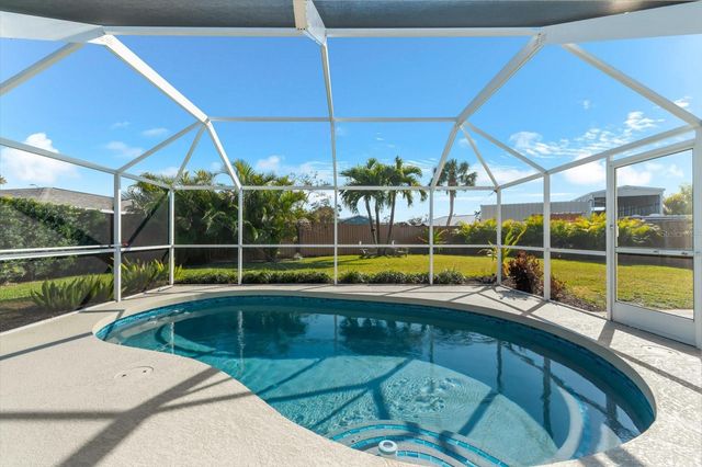 5723 1ST AVENUE DRIVE W, Bradenton, FL 34209