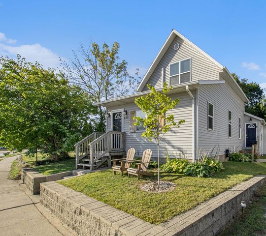 648 Phillips Street, South Haven City, MI 49090