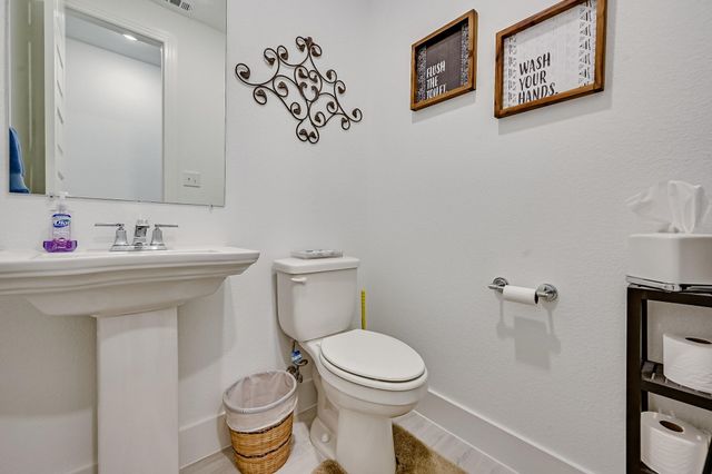 1696 Storey Lane, Waxahachie, TX 75165