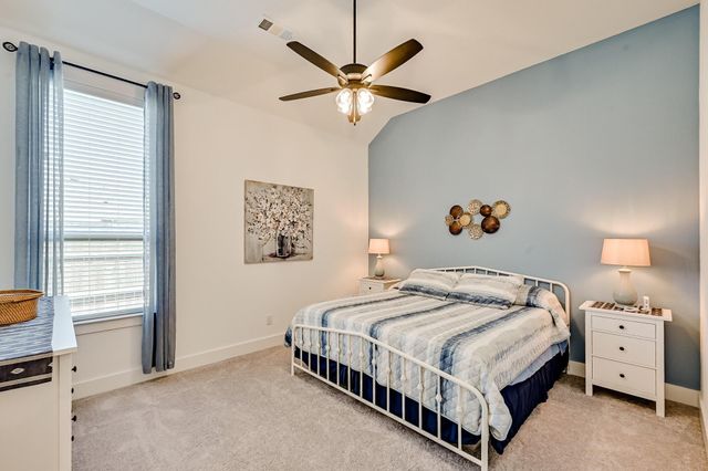 1696 Storey Lane, Waxahachie, TX 75165