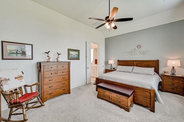 1696 Storey Lane, Waxahachie, TX 75165