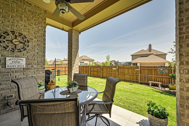 1696 Storey Lane, Waxahachie, TX 75165