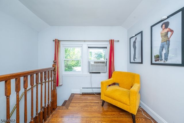 160 Mt Vernon St, Ridgefield Park Village, NJ 07660