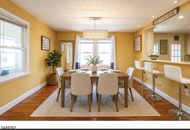 160 Mt Vernon St, Ridgefield Park Village, NJ 07660
