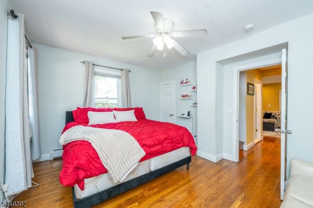 160 Mt Vernon St, Ridgefield Park Village, NJ 07660