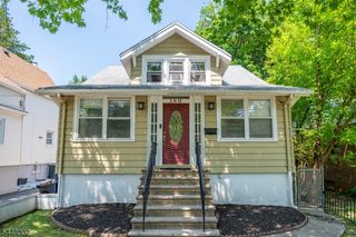 160 Mt Vernon St, Ridgefield Park Village, NJ 07660