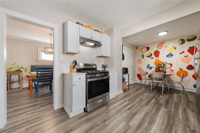 9902 Zimmer Avenue, Cleveland, OH 44102