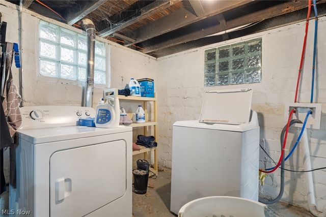 9902 Zimmer Avenue, Cleveland, OH 44102