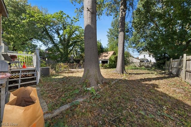 9902 Zimmer Avenue, Cleveland, OH 44102