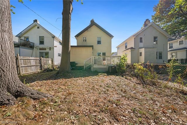 9902 Zimmer Avenue, Cleveland, OH 44102