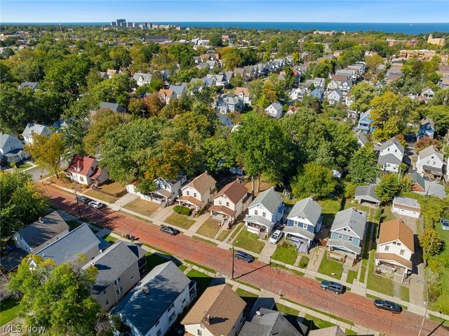 9902 Zimmer Avenue, Cleveland, OH 44102