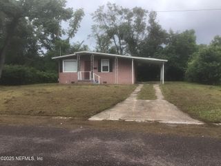 4835 W WEST VIRGINIA Avenue, Jacksonville, FL 32209