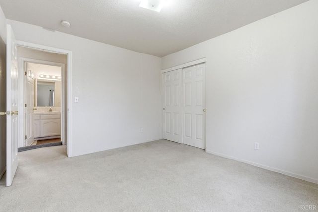 1331 Canyoncreek Street, Hanford, CA 93230