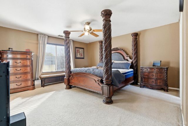 1331 Canyoncreek Street, Hanford, CA 93230