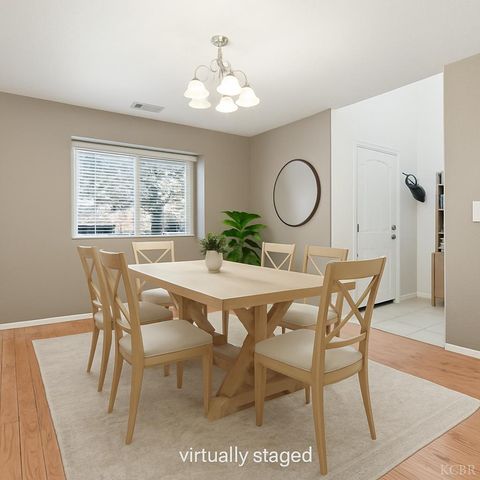 1331 Canyoncreek Street, Hanford, CA 93230