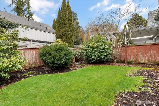 12703 20th Street NE, Lake Stevens, WA 98258