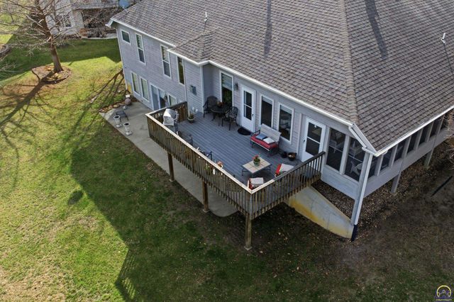 4606 SW Moundview DR, Topeka, KS 66610