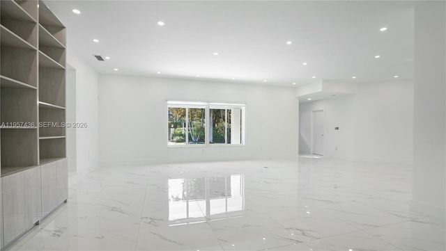 711 Sunset Rd 711, Coral Gables, FL 33143