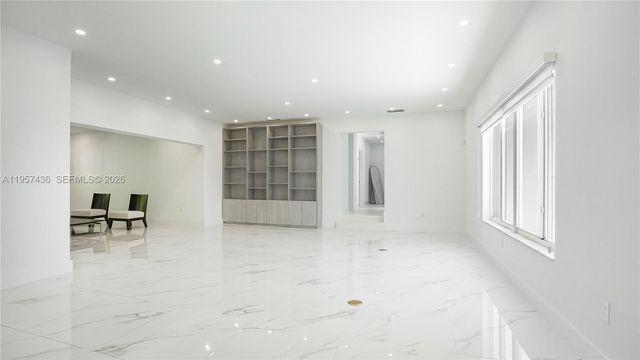 711 Sunset Rd 711, Coral Gables, FL 33143