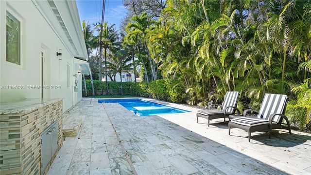 711 Sunset Rd 711, Coral Gables, FL 33143