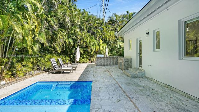 711 Sunset Rd 711, Coral Gables, FL 33143