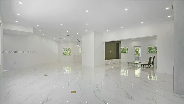 711 Sunset Rd 711, Coral Gables, FL 33143