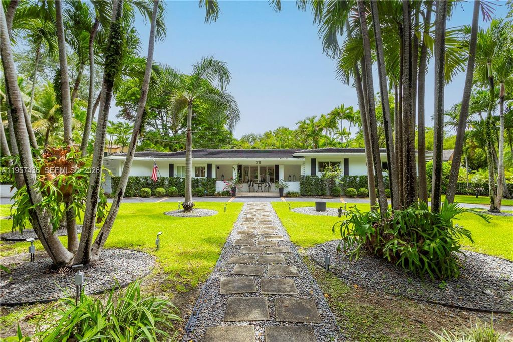 711 Sunset Rd 711, Coral Gables, FL 33143