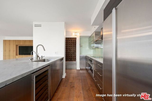 101 Ocean Avenue F301, Santa Monica, CA 90402