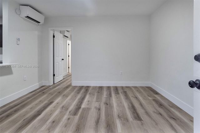 4037 SW 65th Ave 11, South Miami, FL 33155